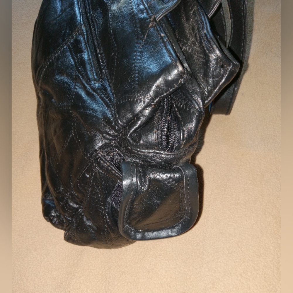 Basic Blk Purse - image 3